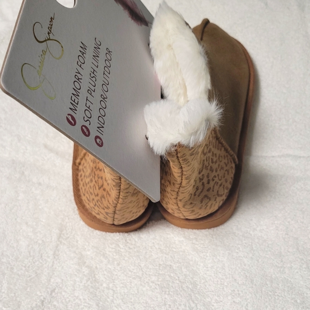 Jessica Simpson indoor/outdoor shoes/boots